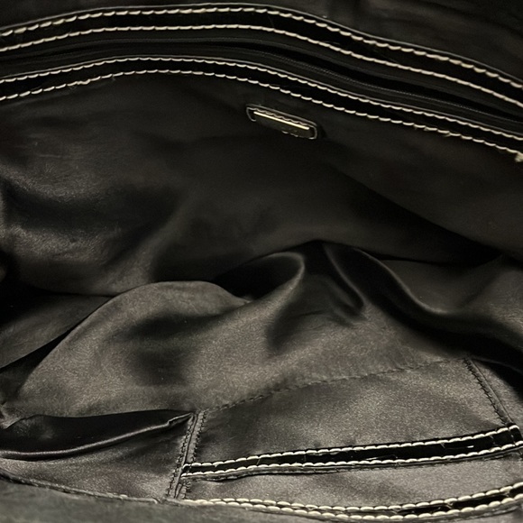 NWOT GUESS WORK / TRAVEL BAG !!! 🔥🔥🔥🔥🔥 - Picture 12 of 14